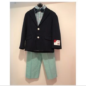 NWT Boys Izod 4 Piece Suit Size 5 Regular